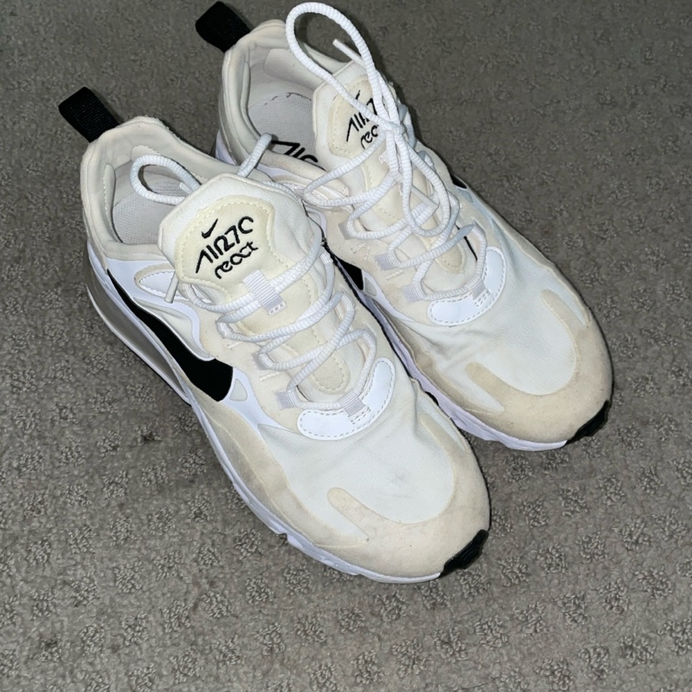 Nike Air Max 270 React